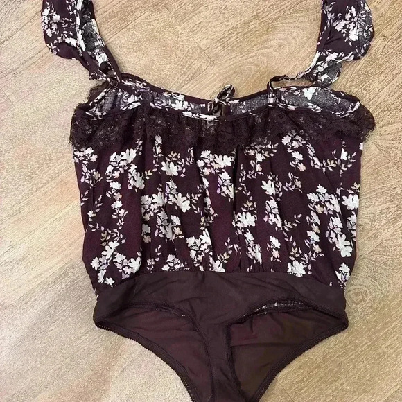 Free People NWOT intimately Top - Picture 7 of 8